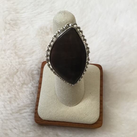 Silver Large Oval Shape Split Ring - Picture 1 of 8